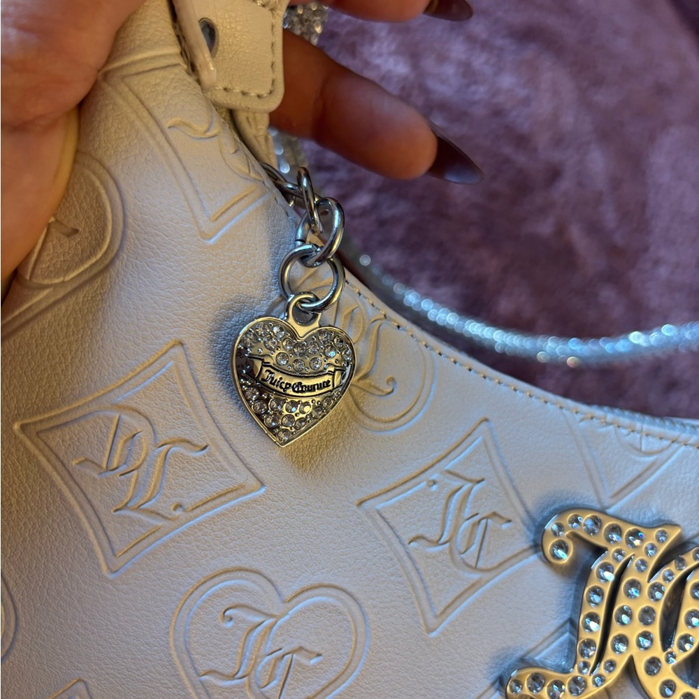 Juicy Couture Cream Embossed Shoulder Bag - Picture 4 of 6